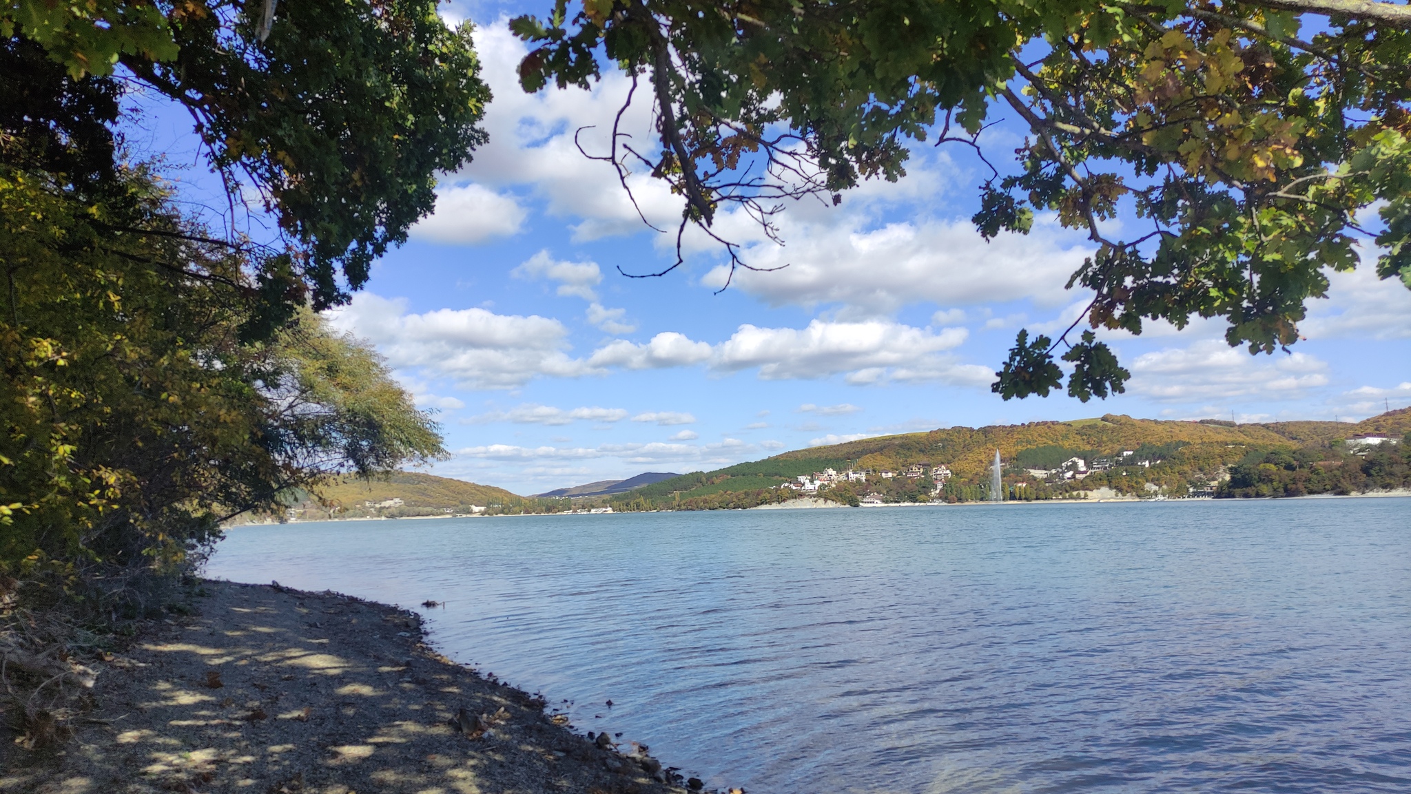 Autumn on Lake Abrau - My, Novorossiysk, Abrau-Durso, Lake Abrau, Autumn, Russia, The photo