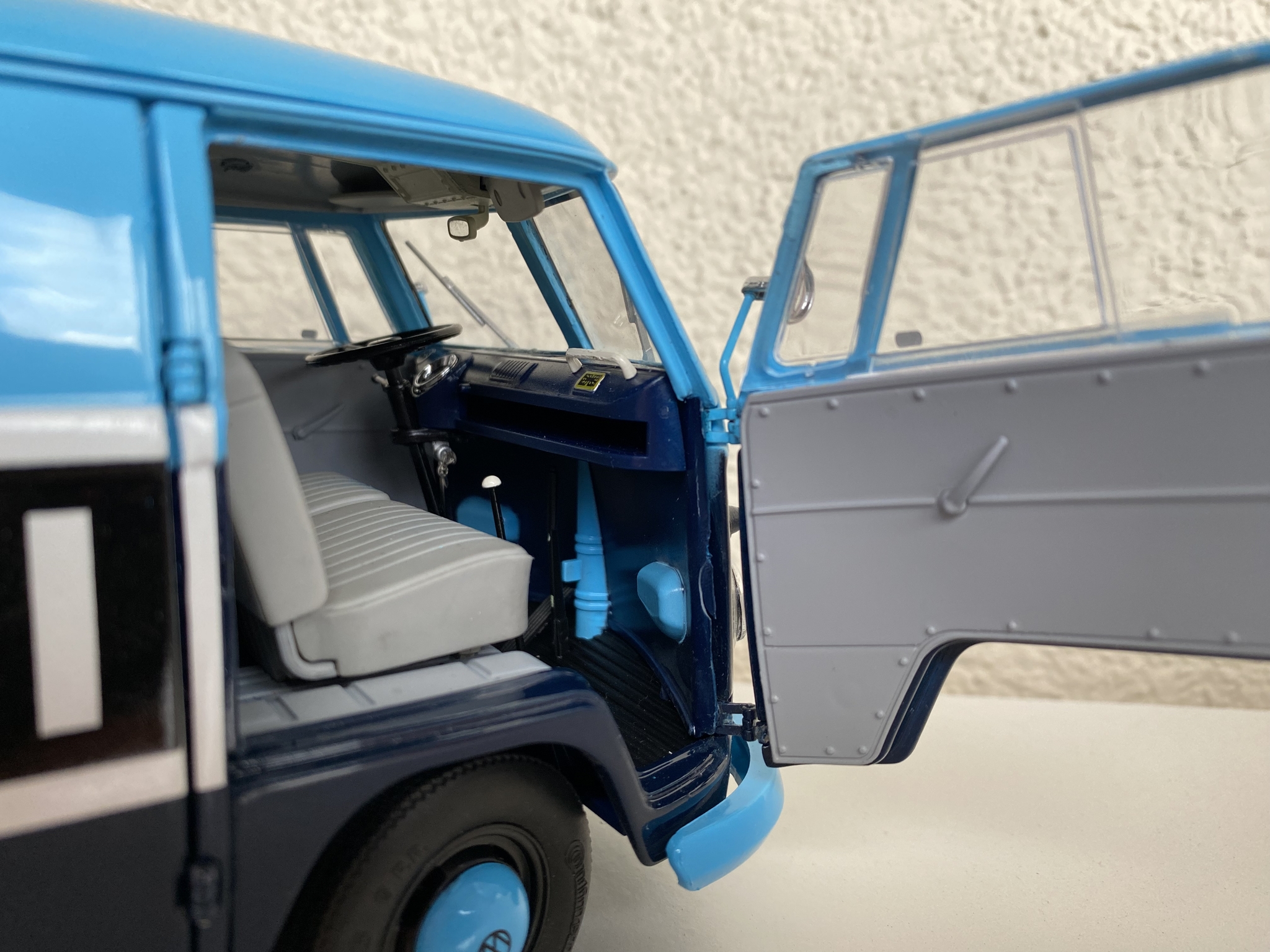 Volkswagen T1 BUS Martini - My, Modeling, Scale model, Transporter, Martini, Collecting, Volkswagen, Longpost