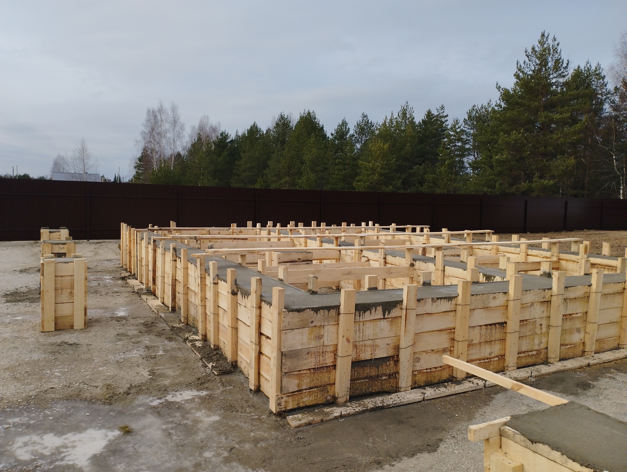 Strip foundation on the former airstrip - My, Building, Strip foundation, Formwork, Concrete