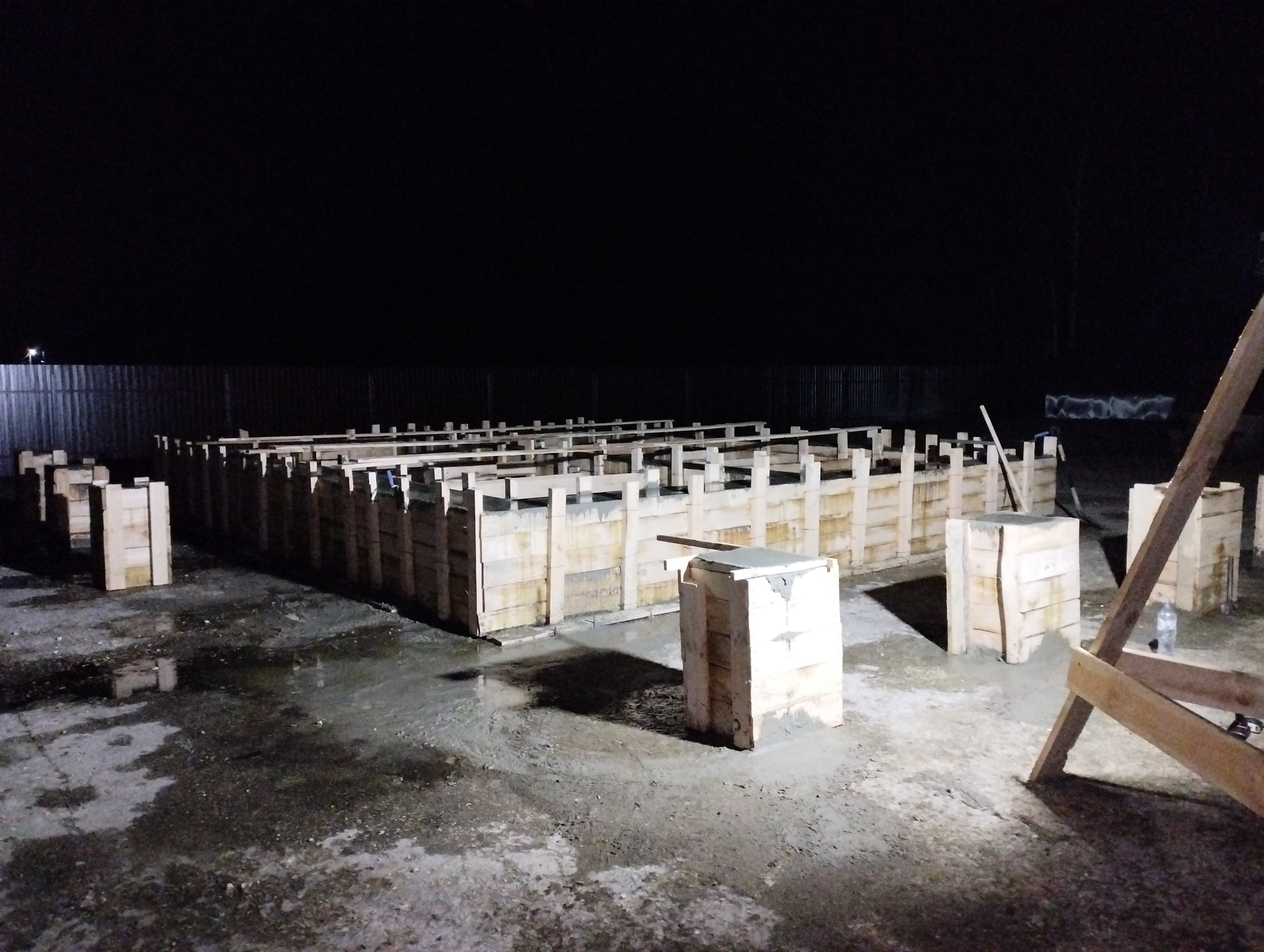 Strip foundation on the former airstrip - My, Building, Strip foundation, Formwork, Concrete