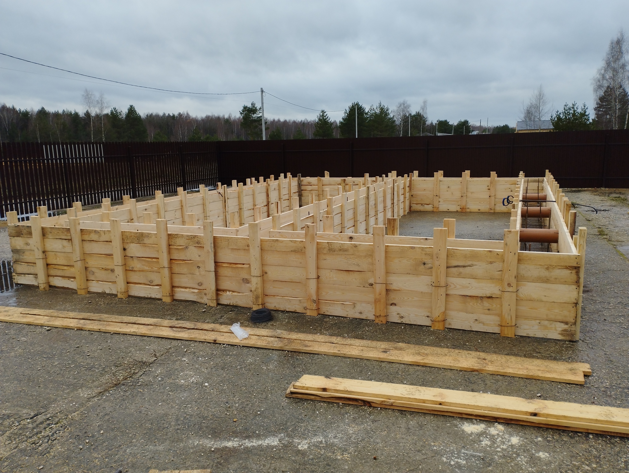 Strip foundation on the former airstrip - My, Building, Strip foundation, Formwork, Concrete