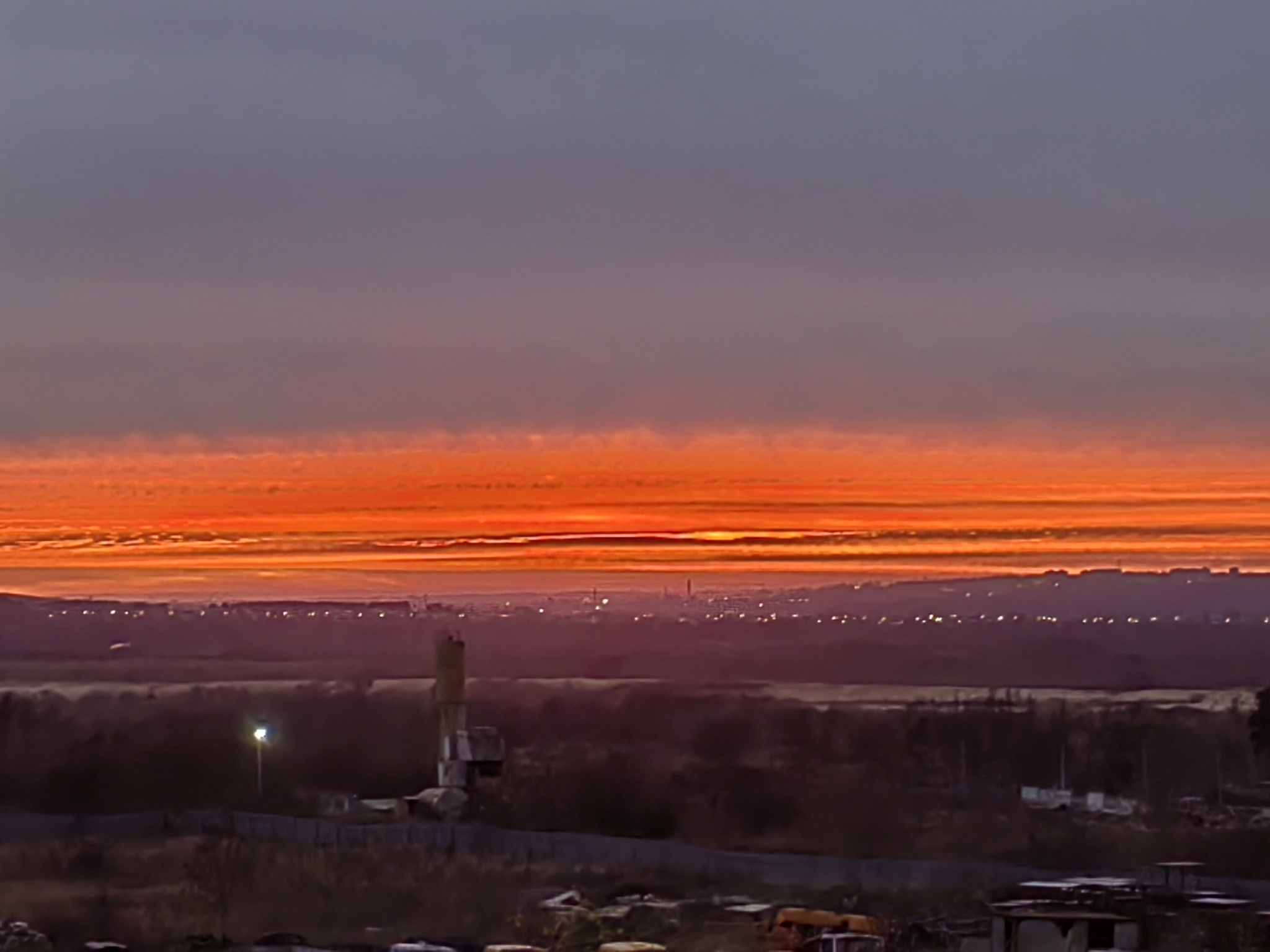 It seems that Mars is setting over Voronezh, not the Sun - My, Sunset, Sky, Voronezh, The photo