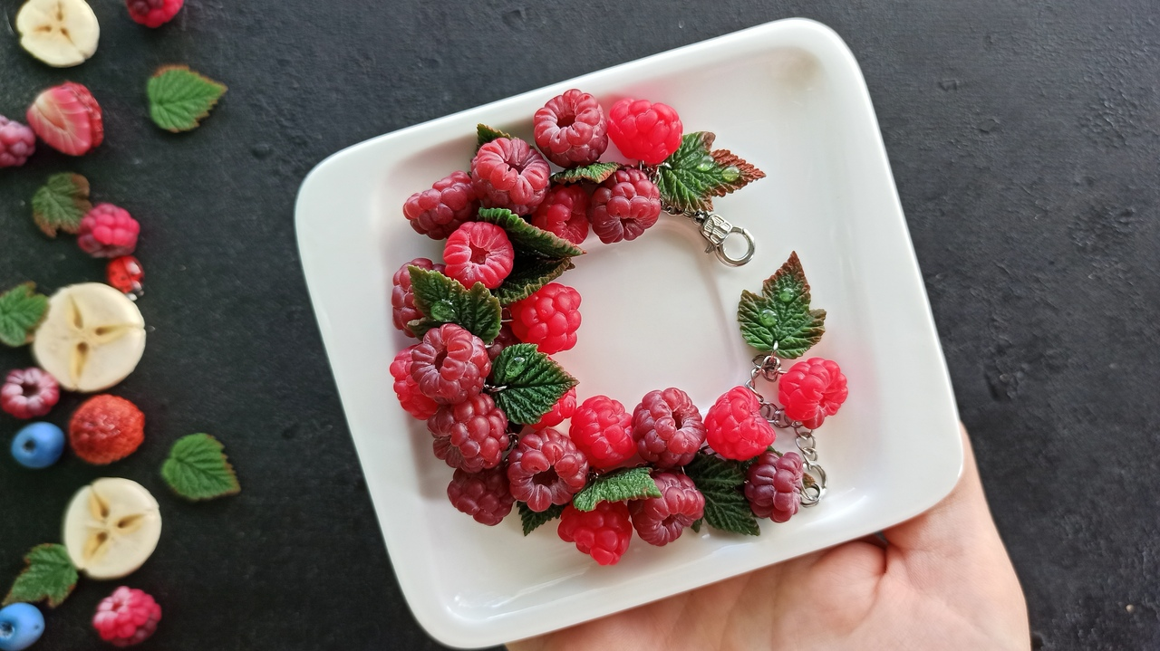 Happy Craft Day! Bracelet made of baked polymer clay. Handmade - My, Polymer clay, Лепка, Needlework without process, Raspberries, A bracelet, Longpost