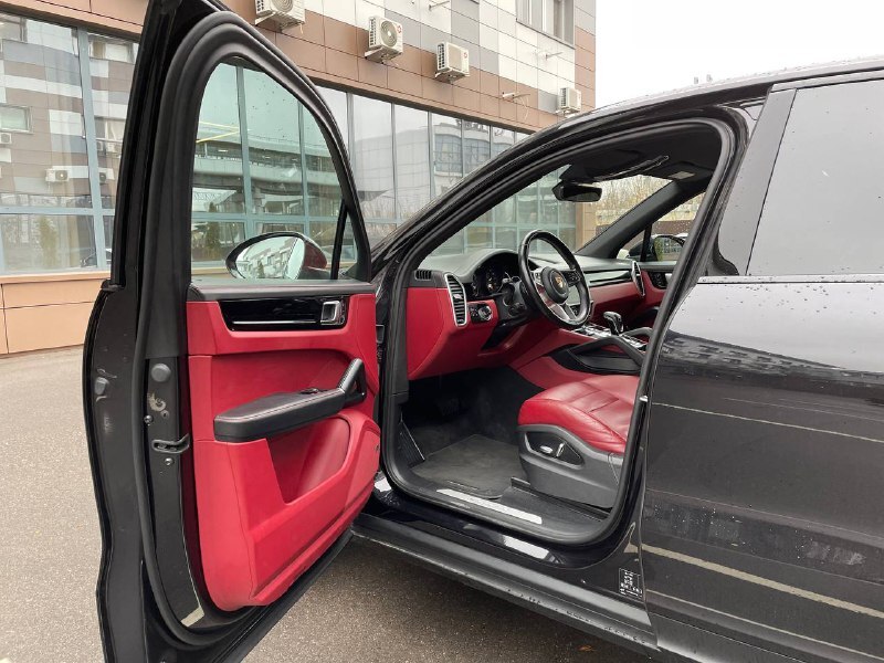 They brought a Porsche Cayenne from Europe on a turnkey basis to Moscow for 5,200,000 rubles. Company GazTormoz - My, Bmw, Mercedes, Electric car, Tesla, Porsche, Porsche cayenne, Cheap, Profitable proposition, Benefit, Tuning, Transport, Video, Youtube, Longpost