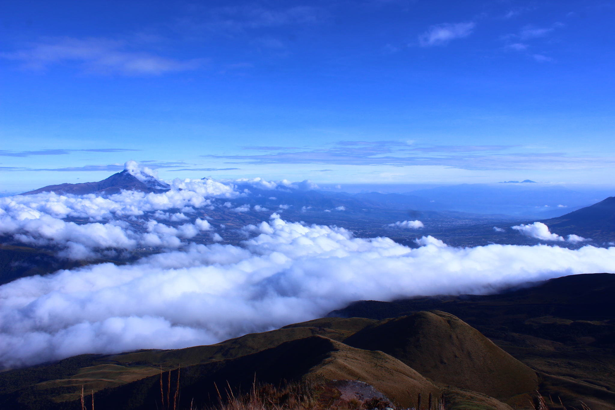 Mountains or sea? - My, Ecuador, Volcano, Life stories, Hike, The mountains