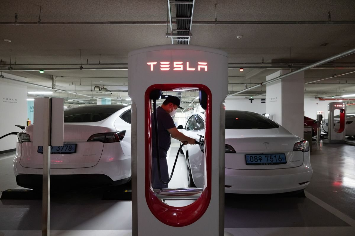 The President of South Korea asked Musk to invest in the construction of a Tesla factory in the country - Technologies, Tesla, USA, South Korea, The president, Electric car, Elon Musk, Auto, Factory, Transport, news, Longpost, Technics