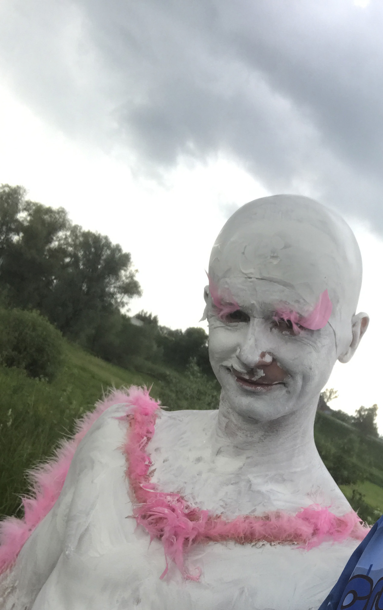 How I participated in the video Pink Flamingo (Cream Soda & Alena Sviridova) - My, Clip, Filming, Stuntman, Flamingo, Video, Makeup, Alena Sviridova, Cream Soda, Music, Trick, Hits, Vertical video, Youtube, Longpost