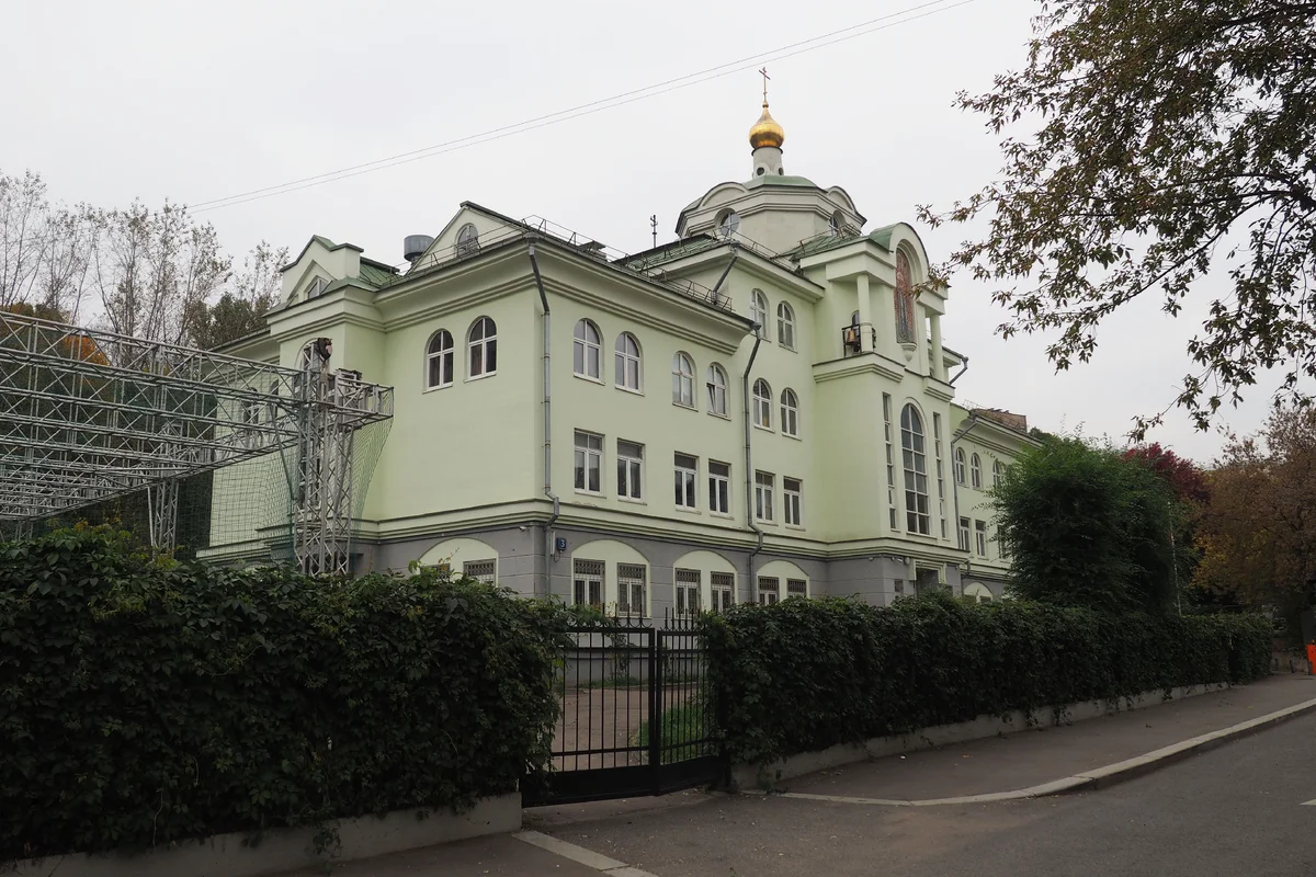 The oldest park in the center of Moscow, where no Muscovite can go - sights, Moscow, The park, Garden Ring, Yandex Zen, Longpost