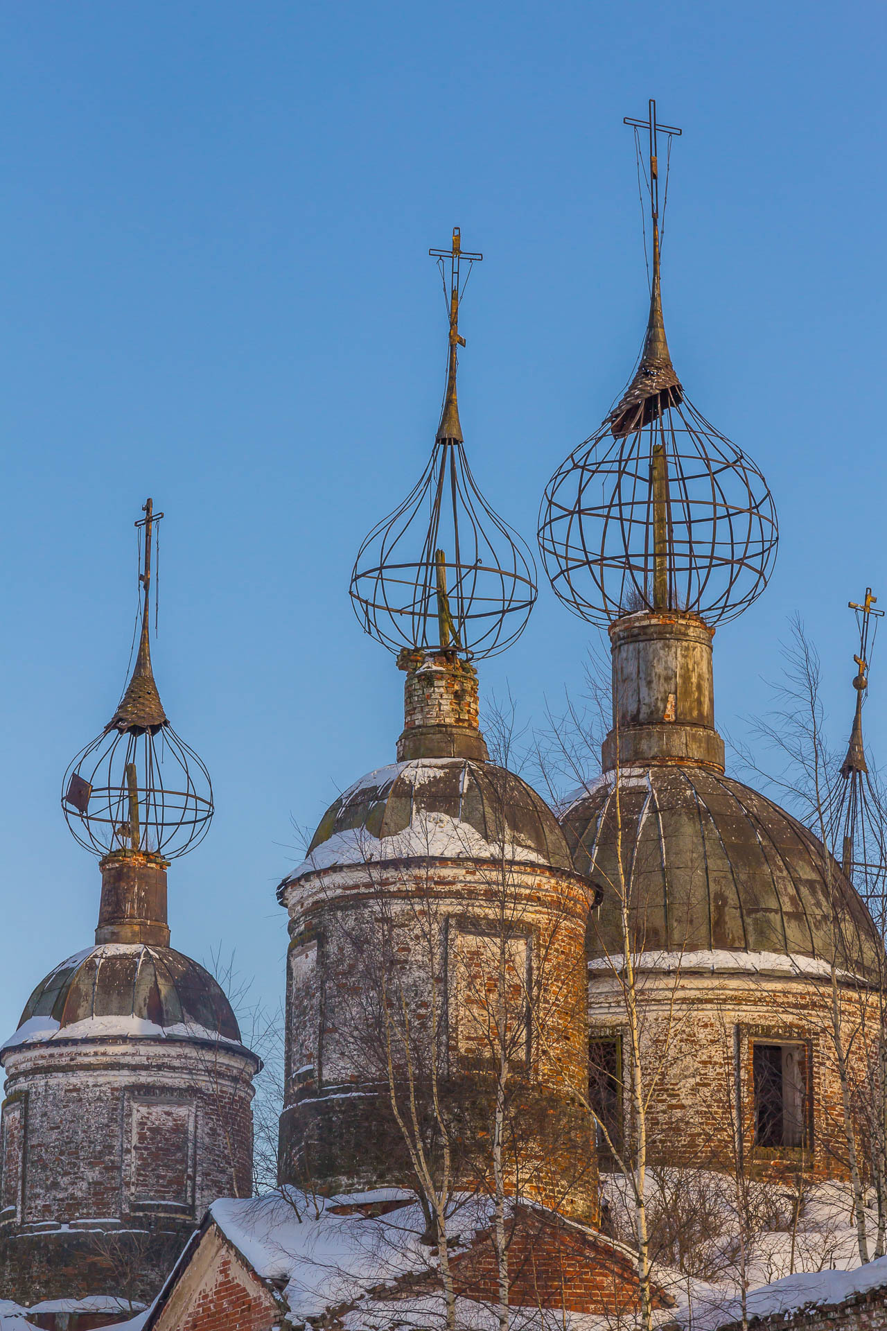 Заброшенная церковь в селе Остров - Моё, Храм, Достопримечательности, Архитектура, Церковь, Фреска, Россия, Ярославская область, Зима, Мороз, Фотография, Заброшенное, Длиннопост