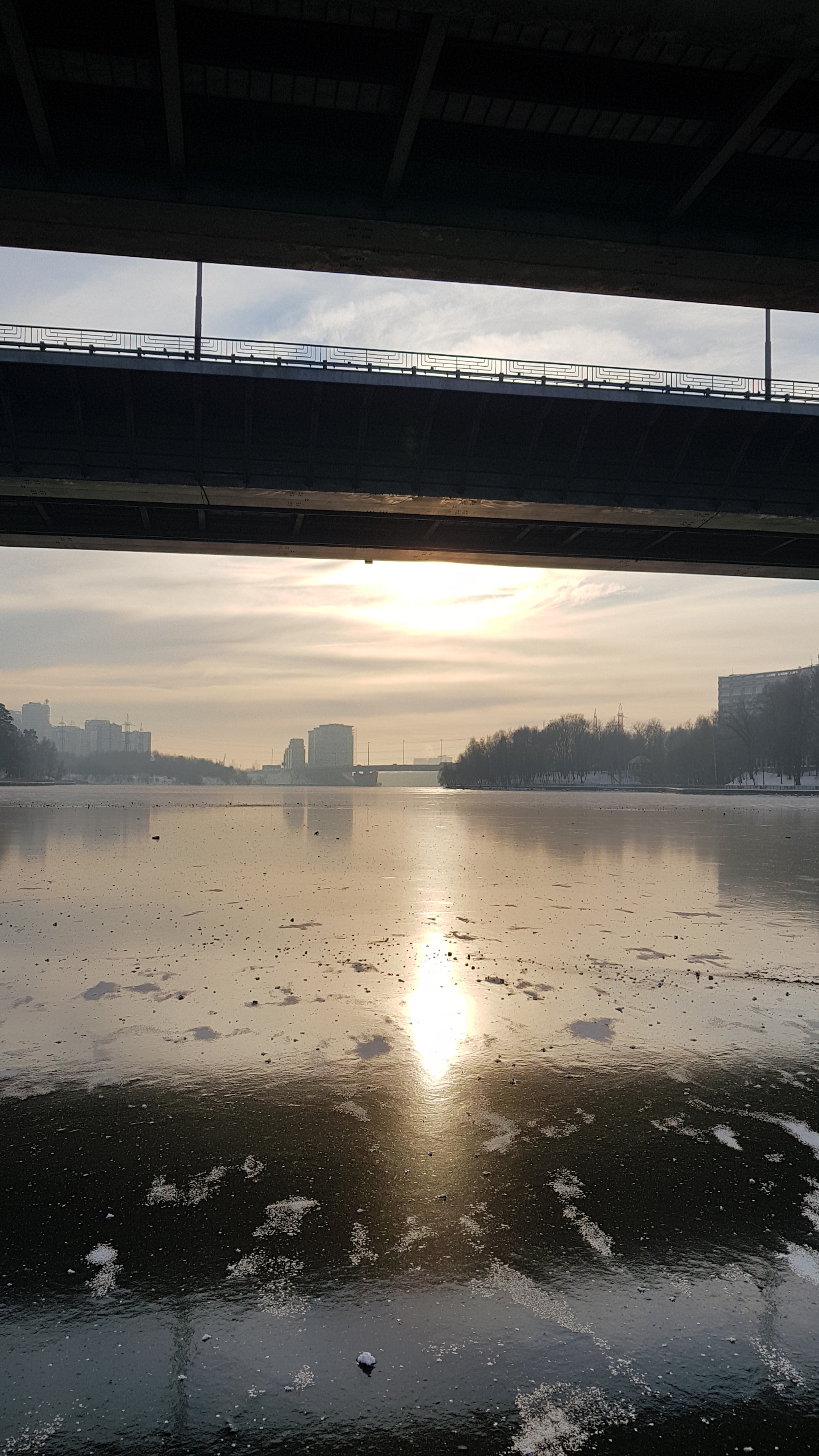 На канале имени Москвы снова замёрз лёд и получился гигантский каток - Москва, Лед, Канал, Канал им Москвы, Химки, Длиннопост