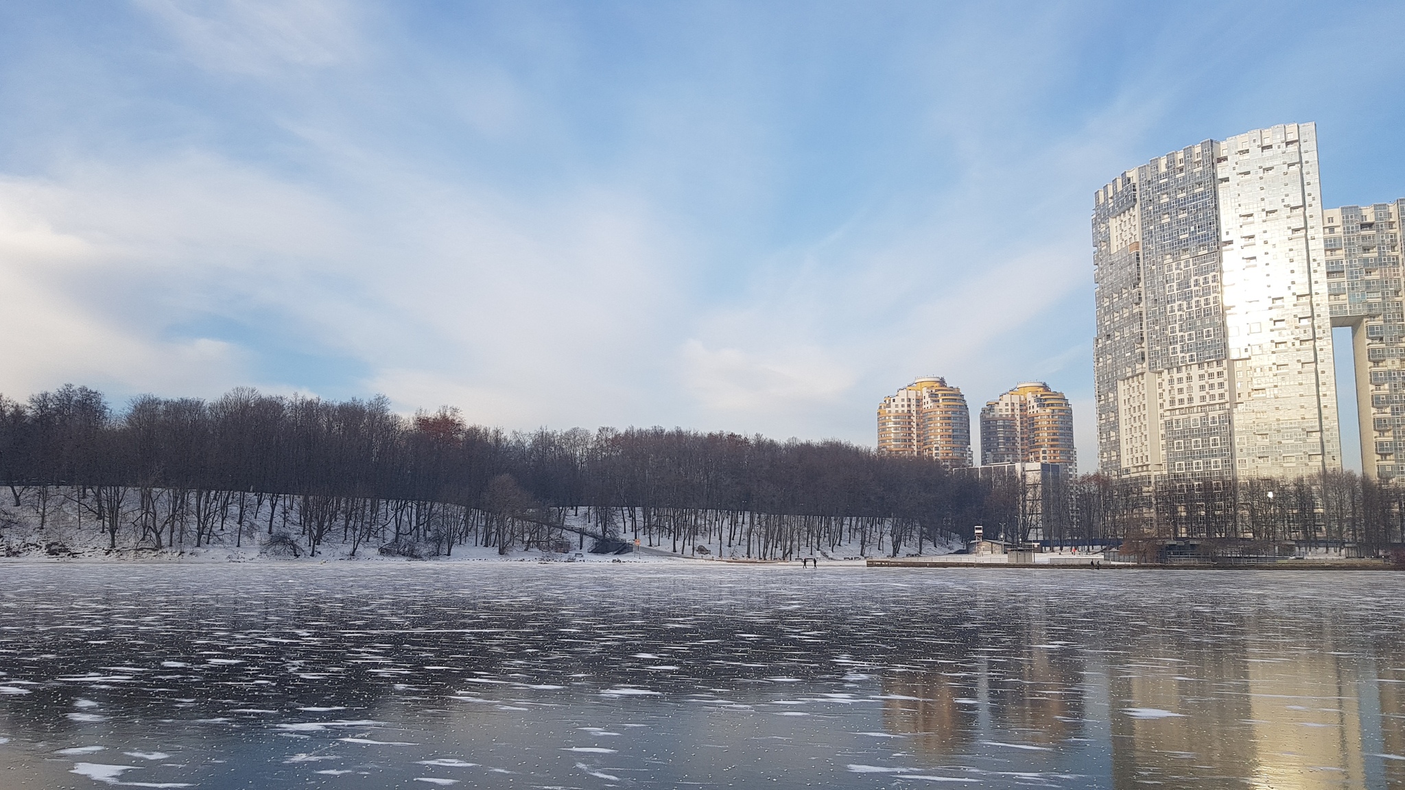 На канале имени Москвы снова замёрз лёд и получился гигантский каток - Москва, Лед, Канал, Канал им Москвы, Химки, Длиннопост