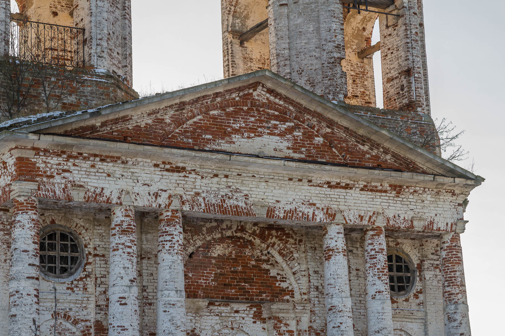 Abandoned Church of the Intercession in the village of Pogost, Furmanovsky District, Ivanovo Region - My, sights, Temple, Architecture, Ivanovo region, Furmanov, Abandoned, Church, Russia, Monument, Longpost