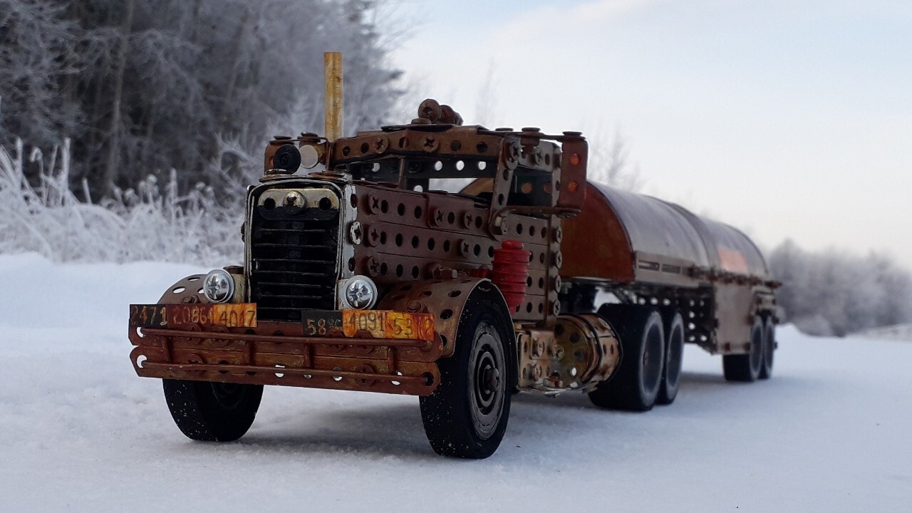 1956 Peterbilt 281 Duel 1971 made of metal constructor, wire, rubber and cardboard - My, Peterbilt, Truck, Old movies, Retro car, Modeling, Duel, Longpost