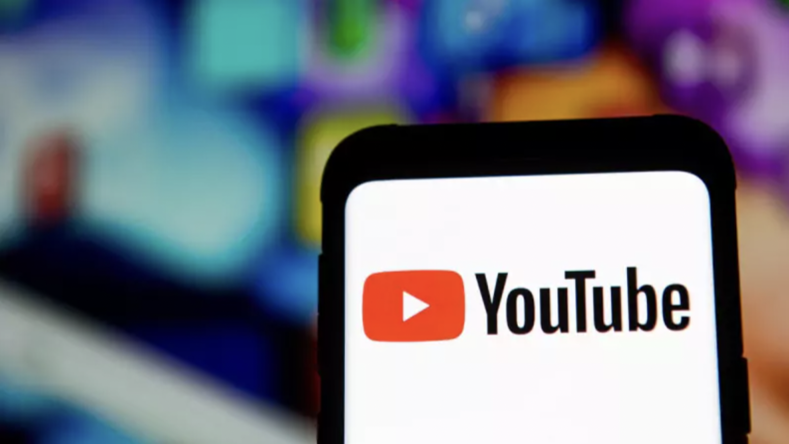 YouTube будет контролировать, внимательно ли пользователь смотрит рекламу - ИА Панорама, Сатира, YouTube, Реклама, Юмор, Fake News