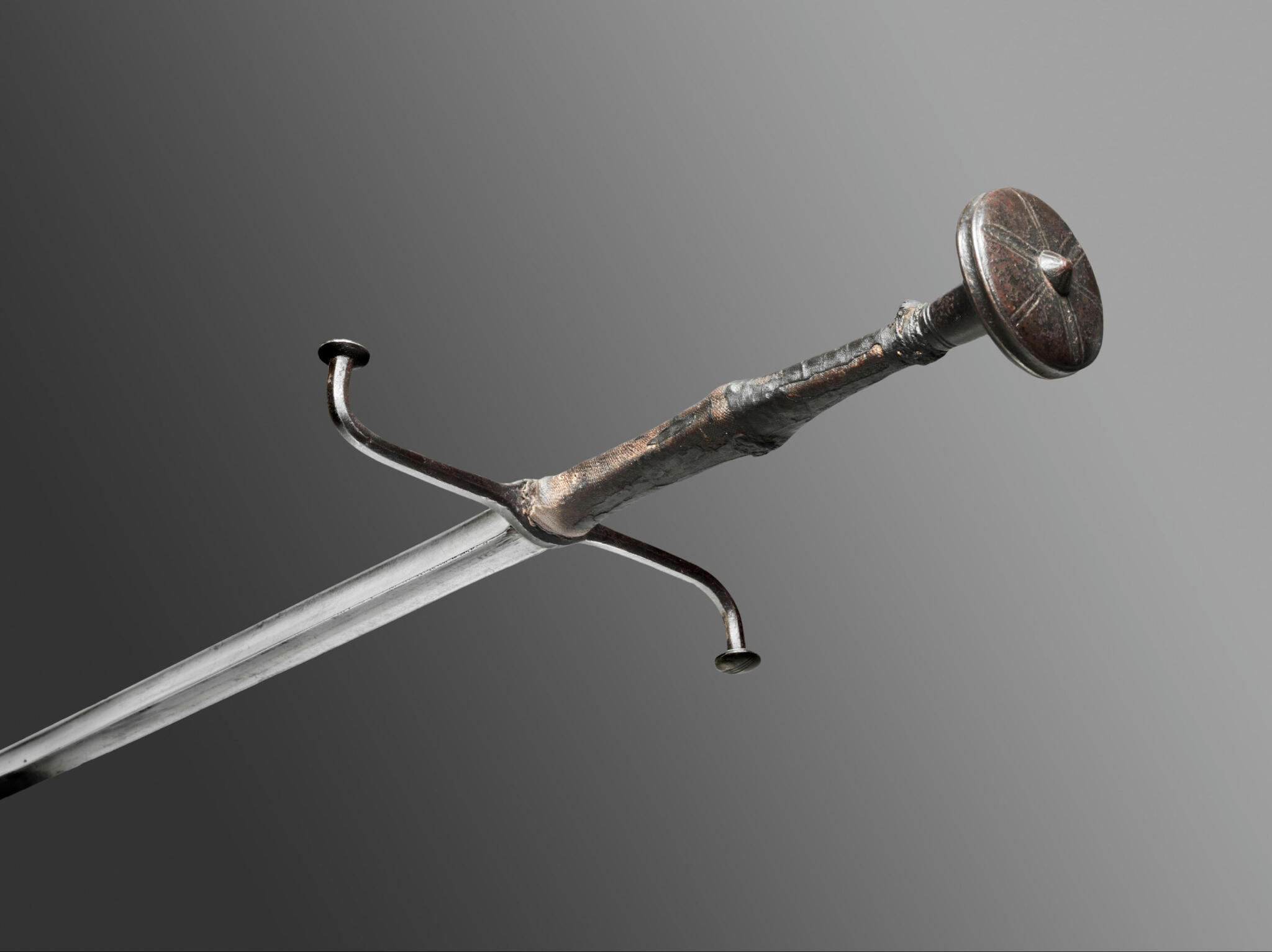 Steel arms. Кончар Эсток. Полуторный Эсток меч. Рапира Эсток. Эсток одноручный.