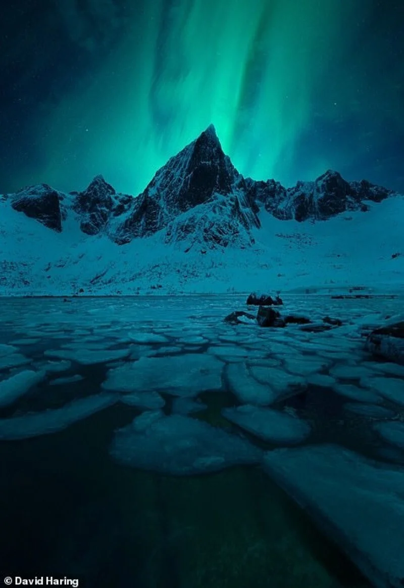 Some Incredible Shots of the Northern Lights from Around the World - Polar Lights, The photo, North, A selection, beauty, Lake, Waterfall, River, Water, Fog, dawn, The mountains, Longpost