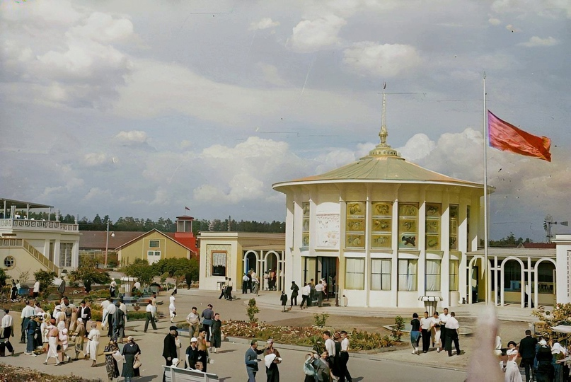 Camels, palm trees and tobacco fields - this was VDNKh (VSHV) at the opening. Historical photographs from 1939 - My, Colorization, Old photo, Architecture, the USSR, 1930s, VDNKh, VVC, Vshv, Moscow, Story, Longpost
