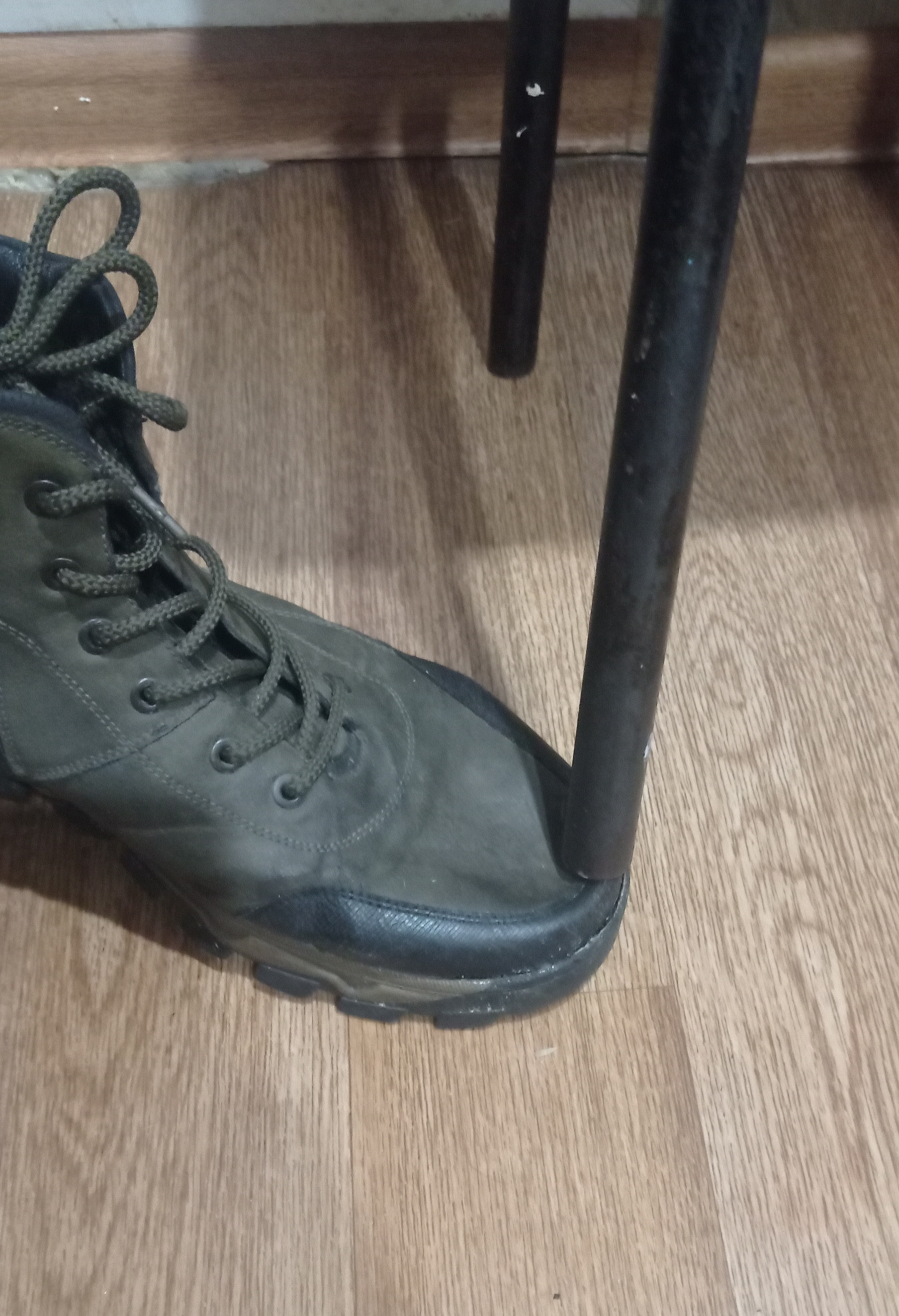 Who knows, he lived - My, Boots, the USSR, Glue, Dubious life hacks, Sneakers