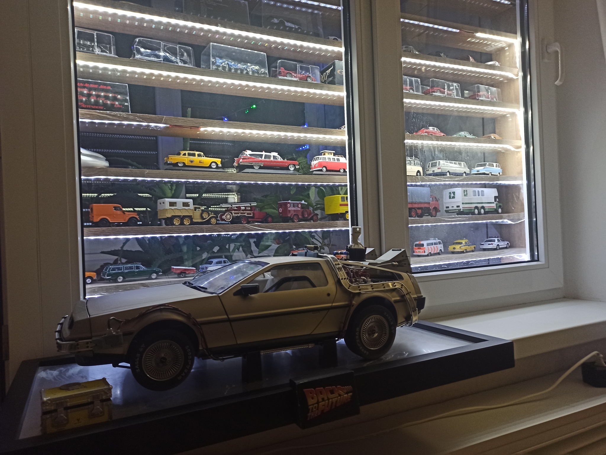 New Year mood - My, Modeling, Scale model, Delorean