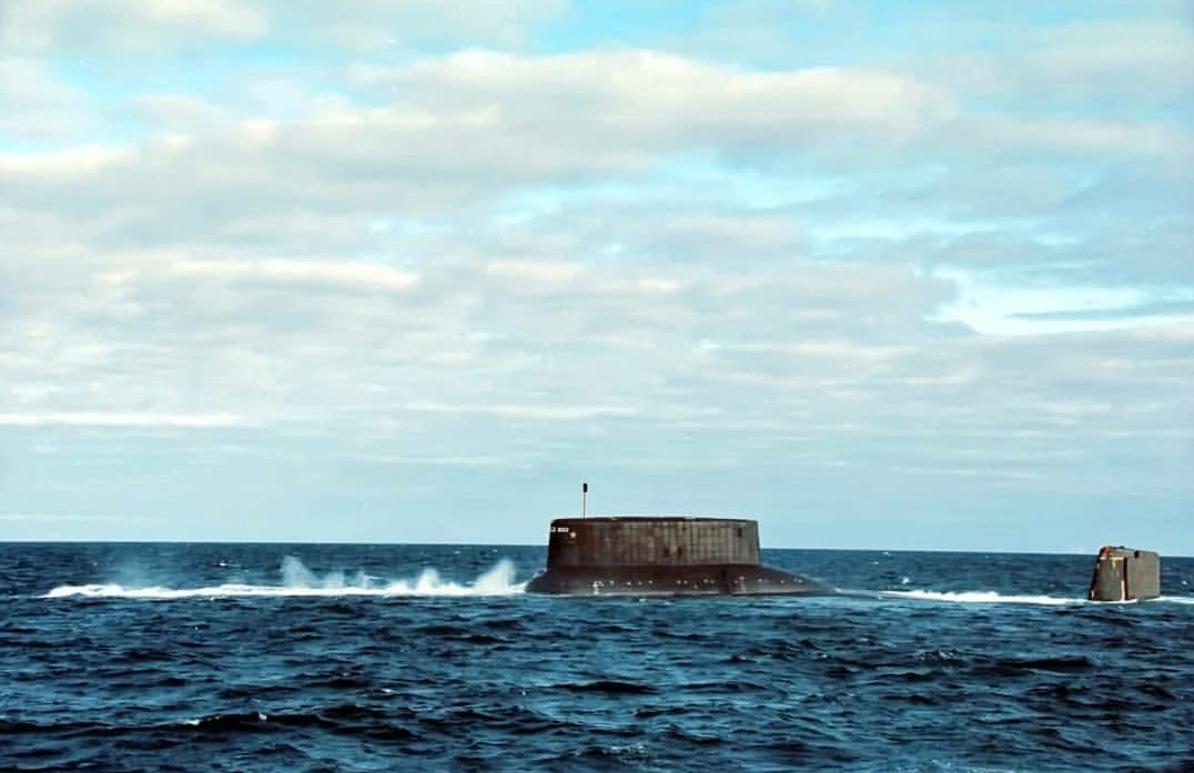 On December 19, 1989, at Sevmash, an acceptance certificate was signed for the sixth and last in the TPK CH series of project 941 Shark TK-20 (head 727) - The photo, Russia, Story, the USSR, Submarine, Fleet, Longpost