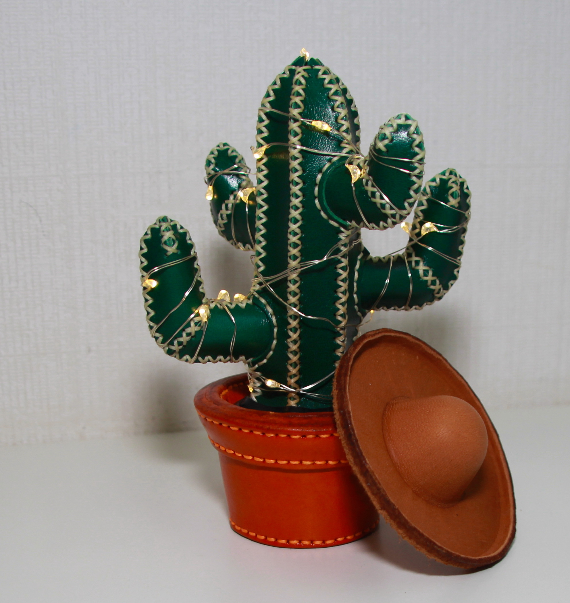 What do they dress up for the new year in Mexico? - My, Handmade, Leather products, Leather, Presents, Cactus, Hat, Clothes for dolls, Longpost