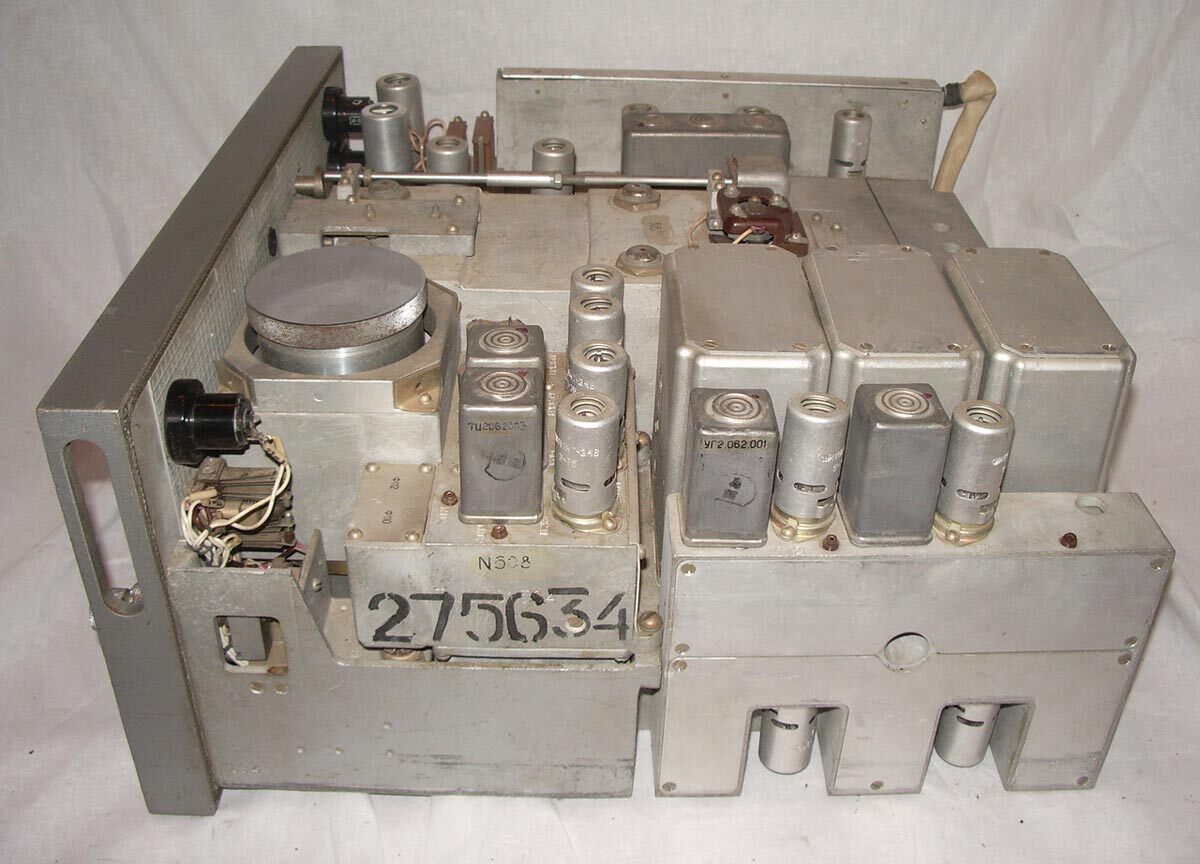 Коротковолновый радиоприёмник Р-675 (Оникс) 1959 года - Ностальгия, Прошлое, Ретро, Сделано в СССР, Электроника, Длиннопост