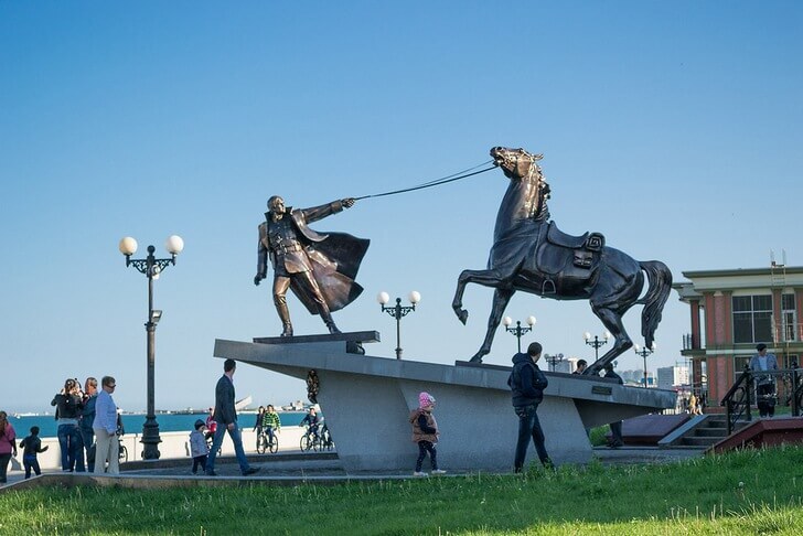 What to see and where to go in Novorossiysk? - My, Novorossiysk, Sea, Black Sea, Краснодарский Край, Relaxation, Vacation, Mikhail Kutuzov, Beach, Coast, Memorial, Longpost