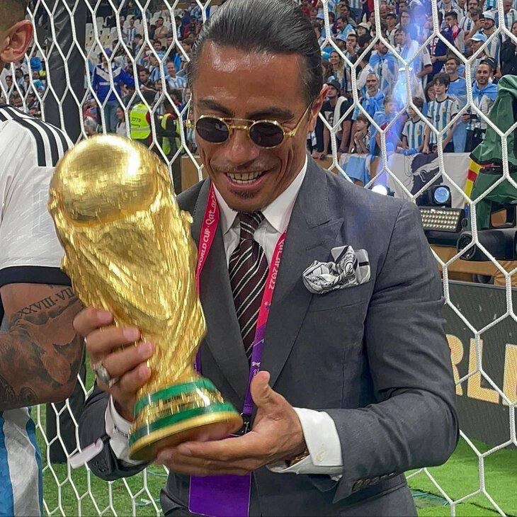 FIFA launched an internal investigation into how the chef, nicknamed Salt Bae, got on the field after the final and got access to the cup - Nusret Goekce, FIFA World Cup 2022, FIFA, Football, Cook