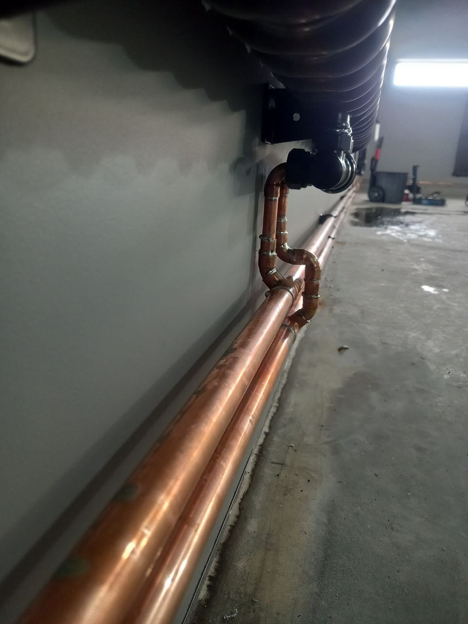 Radiator heating - My, Radiator, Copper, Copper pipes, Heating, Garage