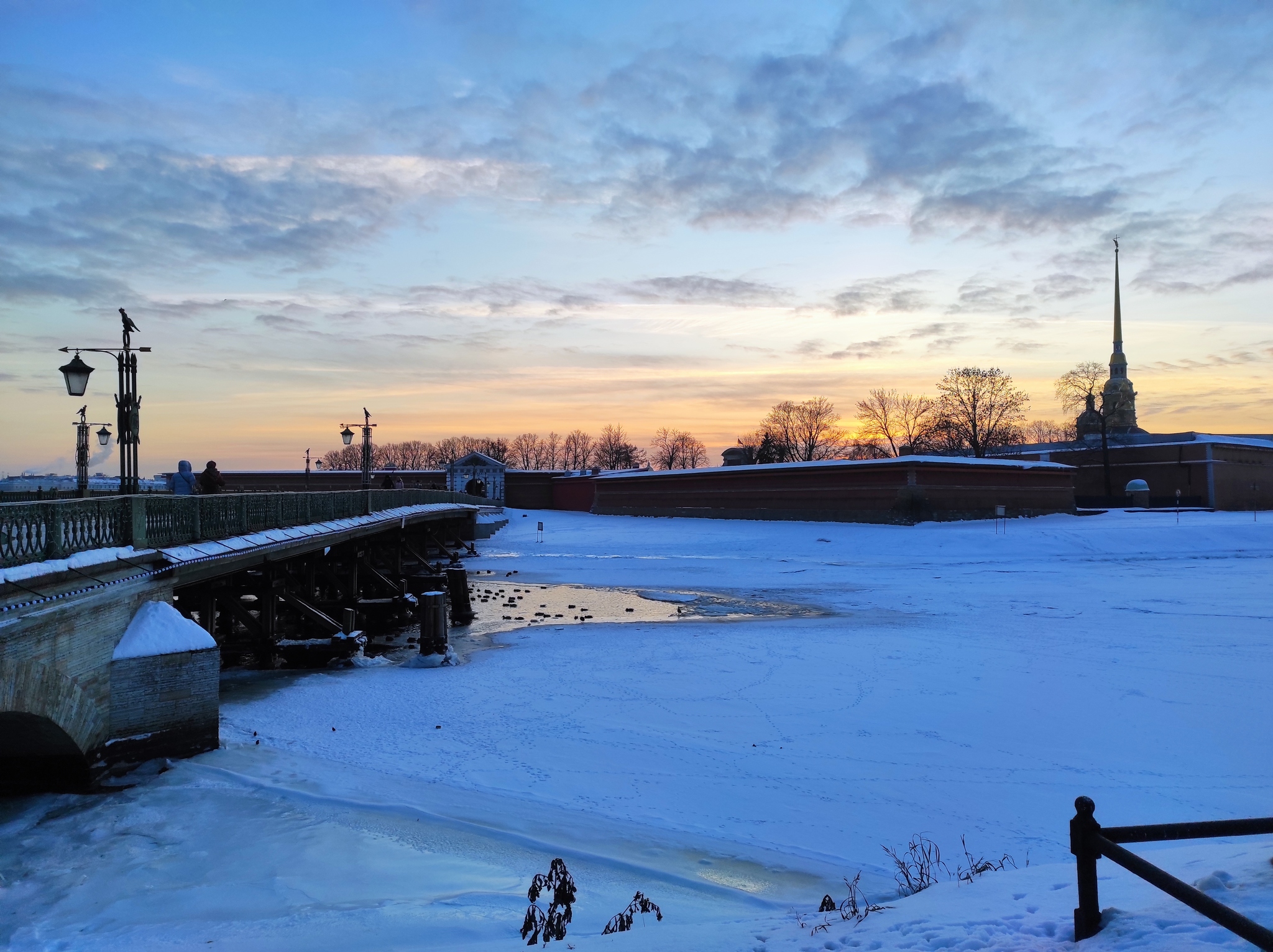 Walk through the Peter and Paul Fortress at sunset - My, Photobritish, Saint Petersburg, Mobile photography