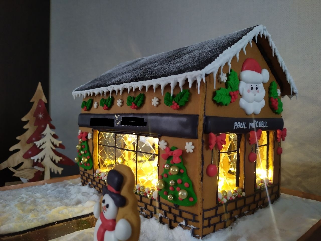 Gingerbread House 2023 - My, Gingerbread house, New Year, The photo, Garland, Longpost