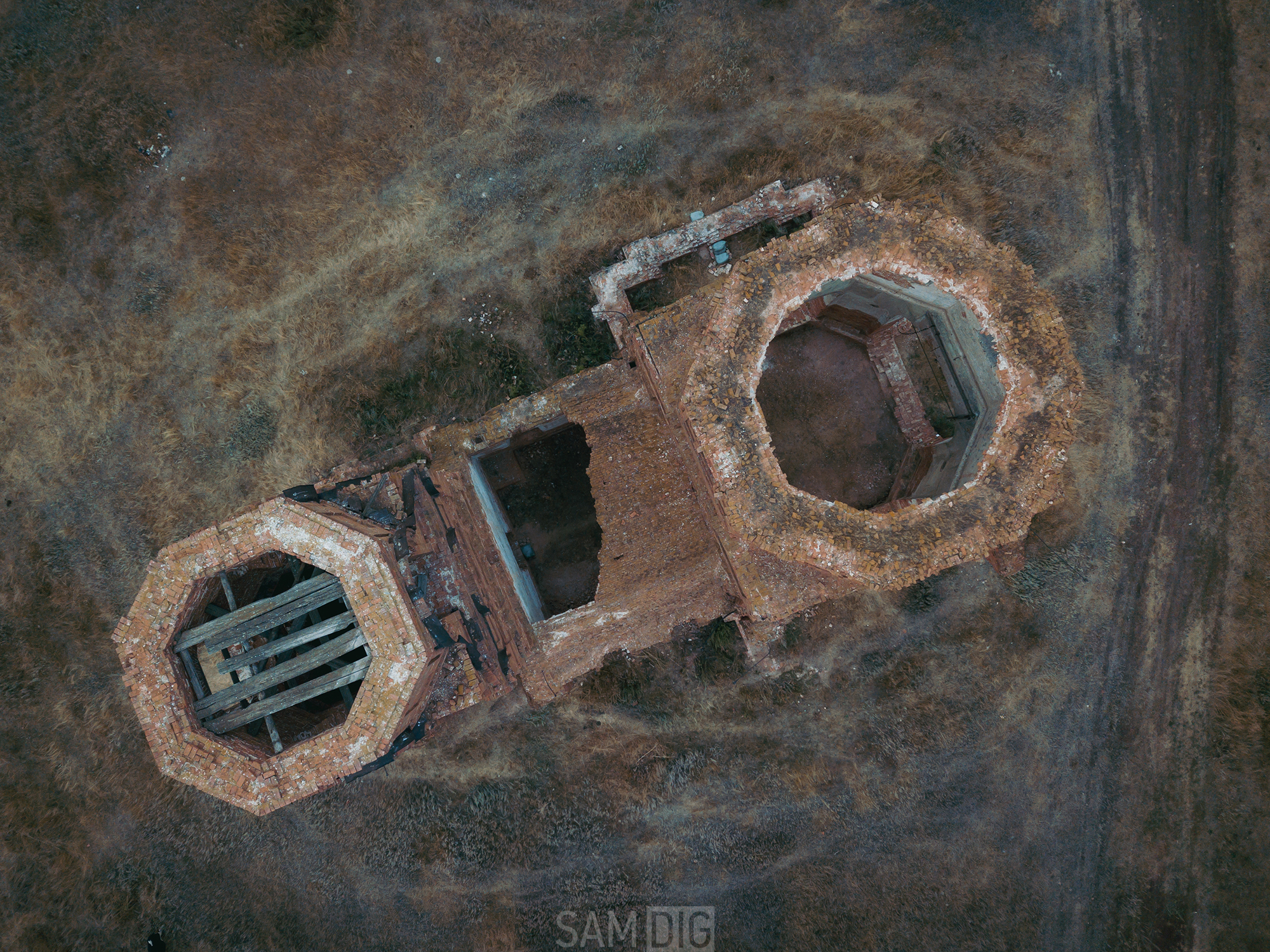 Abandoned temple in neo-Russian style - My, Abandoned, Urbanphoto, Travel across Russia, Urbanfact, Church, Temple, Architecture, Monument, Aerial photography, Samara, Samara Region, Longpost