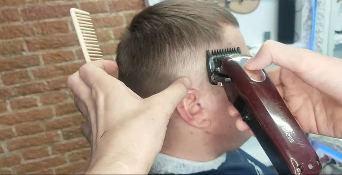 Как подстричь мужчину машинкой в домашних условиях фото пошагово машинкой