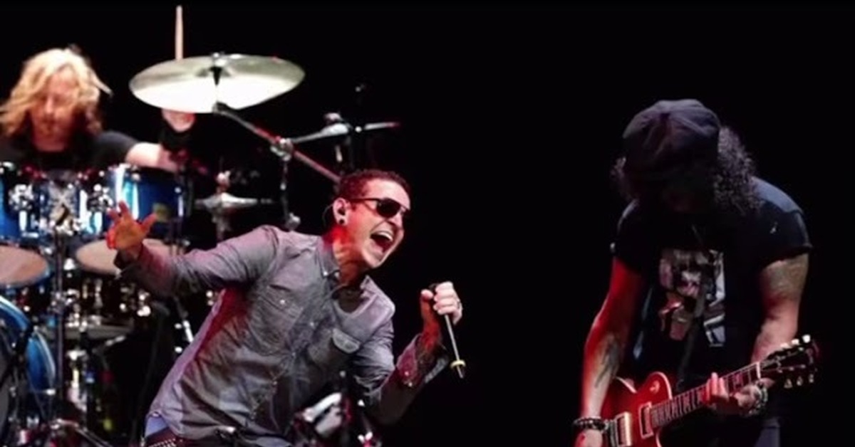 An excerpt from an unreleased joint song by Chester Bennington and Slash appeared on the Web - Chester Bennington, Slash, Unreleased, Video
