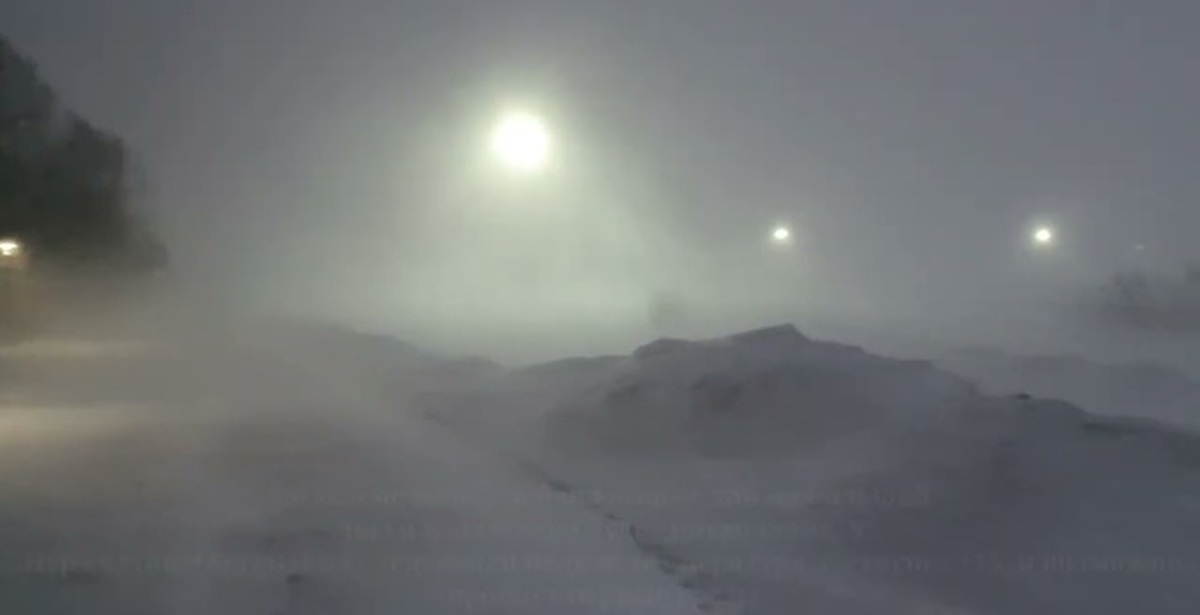 Зима недаром злится,Прошла её пора... | Пикабу