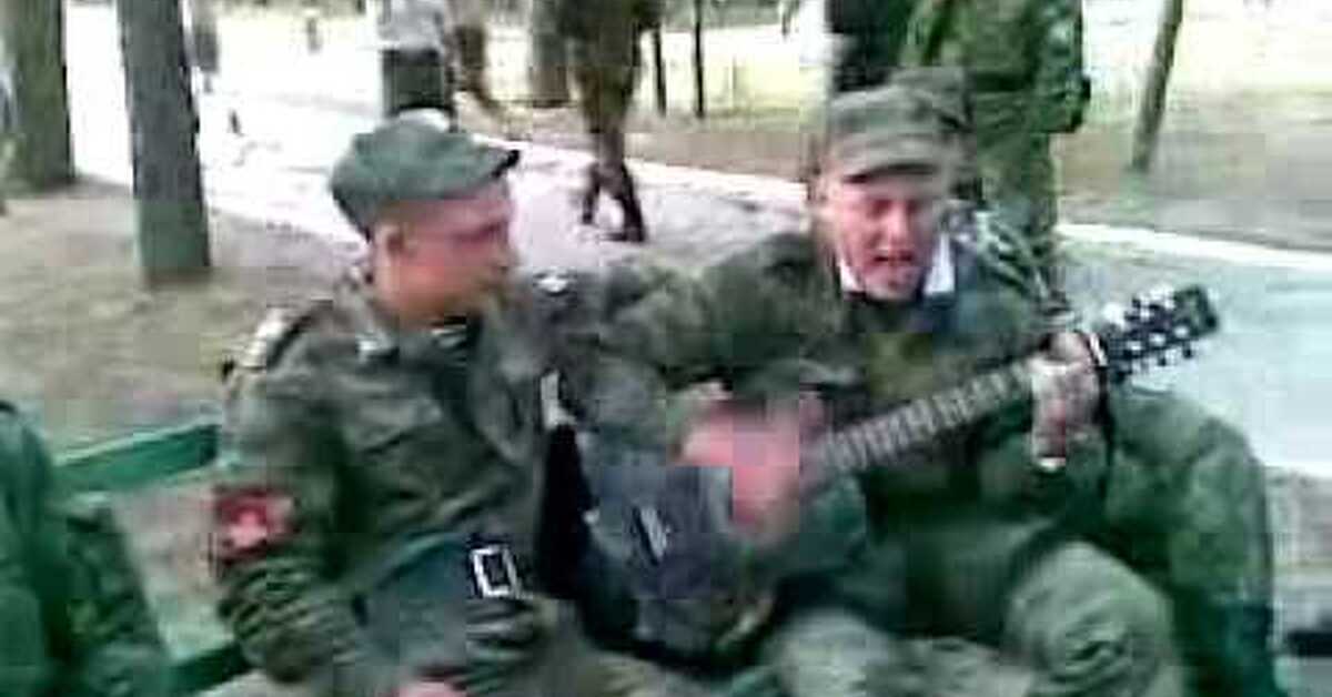 Все песни про чечню. Чеченские под гитару. Военные под гитару Чечня. Песни про Чечню.
