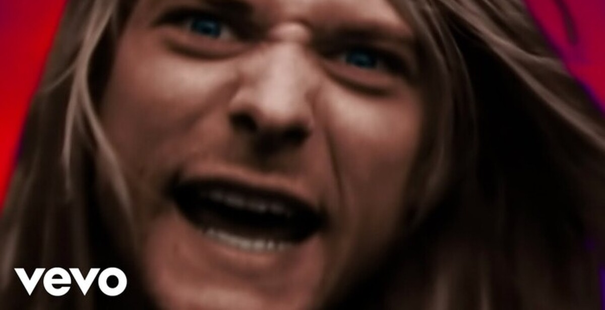 Песня nirvana heart shaped box. Heart shaped box обложка. Heart shaped box обложка. Heart shaped box обложка. Нирвана heart shaped box.